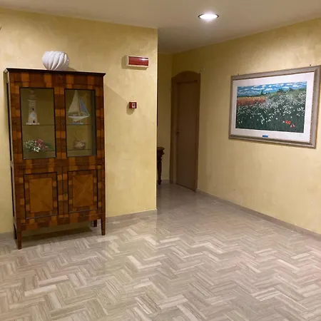 Promenade מלון Porto SantʼElpidio